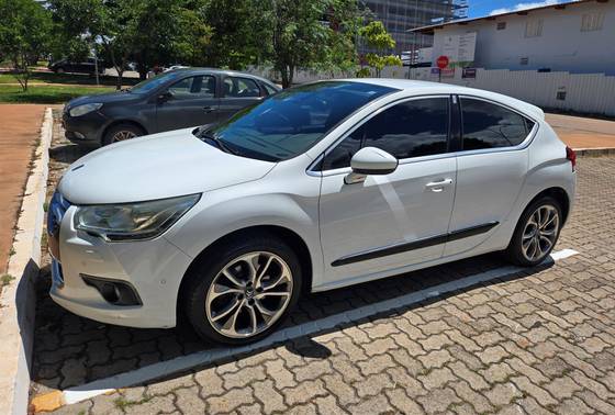 CITROËN DS4 1.6 THP GASOLINA AUTOMÁTICO